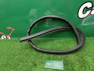 8P0823723B Уплотнител капота Audi A3 8P Арт 2-39882, вид 1