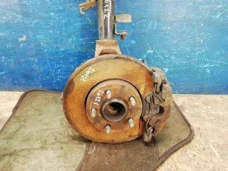 AV613K170 Поворотный кулак Ford Focus 3 Арт 2-44628, вид 1