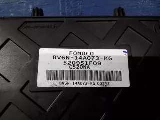 BV6N14A073KG Блок предохранителей Ford Focus 3 Арт 2-52140, вид 3