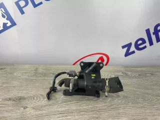 1450955 Фланец (тройник) системы охлаждения Ford Focus 2 restailing Арт 2-57709, вид 1