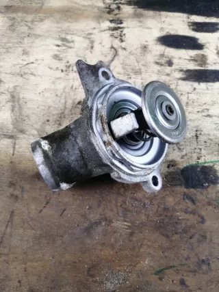 A1122030275 Корпус термостата Mercedes SLK r170 Арт 2-65386, вид 4