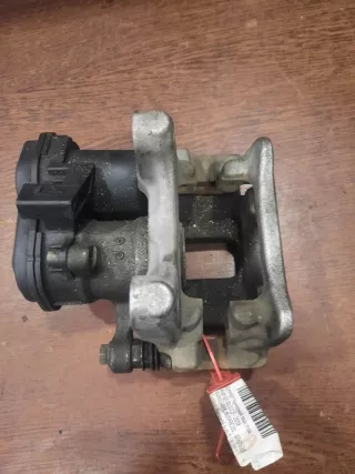 8U0615404B Суппорт тормозной Audi Q3 1 Арт 2-73777, вид 1