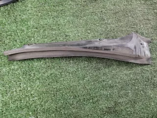 A2088870298 Уплотнитель капота Mercedes CLK W208 Арт 2-92838, вид 2
