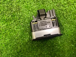 A2049058102 Кнопка стеклоподъемника Mercedes G W461/463 Арт 2-93176, вид 3