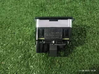 A1668707610 Кнопка закрытия крышки багажника Mercedes GLS X166 Арт 2-98493, вид 3