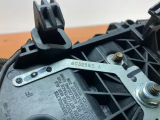 98510EB302 Подушка безопасности водителя Nissan Navara D40 Арт 2-109090, вид 9