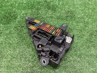 6906618 Блок предохранителей BMW 5 E60/E61 Арт 2-128785, вид 4