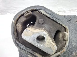 68044127AA Подушка крепления двигателя Dodge RAM 4 5.7л Арт 2-129047, вид 3