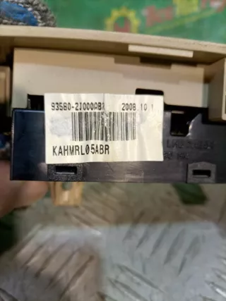 935802J000ABR Кнопка стеклоподъемника задняя левая Kia Mohave Арт 2-141922, вид 6
