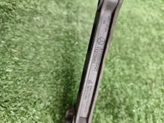 A1568850421 Кронштейн крепления бампера Mercedes CLA c117 Арт 2-143016, вид 3