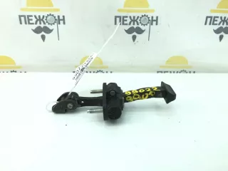 1726441 Ограничитель открывания двери Ford Focus 3 Арт 2-146567, вид 1