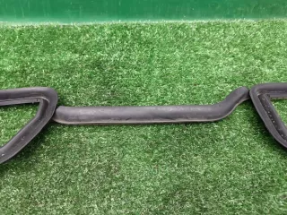 8390797 Уплотнитель капота BMW 7 E38 Арт 2-155156, вид 4
