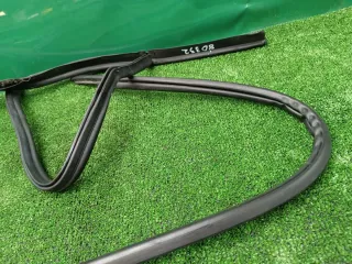 51718159943 Уплотнитель капота BMW 7 E38 Арт 2-158976, вид 2