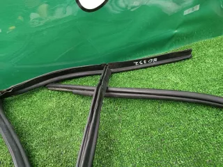 51718159943 Уплотнитель капота BMW 7 E38 Арт 2-158976, вид 3