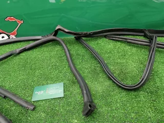 51718159943 Уплотнитель капота BMW 7 E38 Арт 2-158976, вид 4