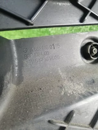A6510100175 Декоративная крышка двигателя Mercedes C W204 Арт 2-163968, вид 3