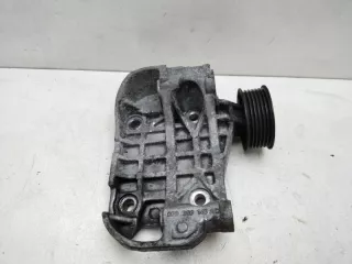 059903143AC Кронштейн генератора Volkswagen Touareg 2 3.0л Арт 2-191196, вид 1