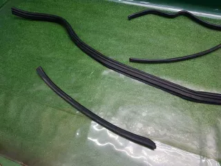 A2100100016 Уплотнитель капота Mercedes E W210 Арт 2-206830, вид 3