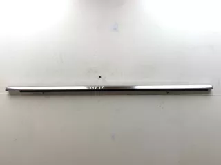 7P0839477D Уплотнитель стекла Volkswagen Touareg 2 Арт 2-209114, вид 1