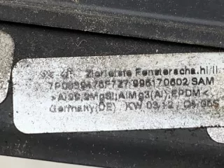 7P0839477D Уплотнитель стекла Volkswagen Touareg 2 Арт 2-209114, вид 9