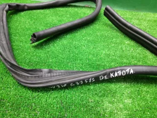 A2103200024 Уплотнитель капота Mercedes E W210 Арт 2-228586, вид 4