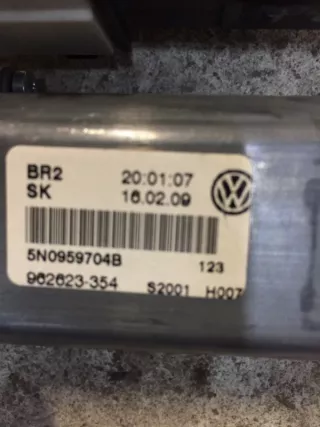 5N0959704DVW2 Моторчик стеклоподъемника Volkswagen Tiguan 1 Арт 2-241118, вид 4