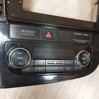  Накладка центральной панели Mitsubishi Outlander 3 Арт 2-244748, вид 2