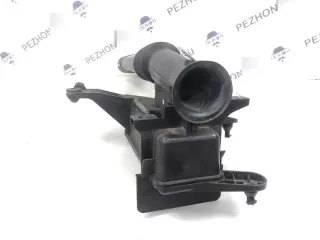 Z60113200A Резонатор воздушного фильтра Mazda 3 BK Арт 2-337465, вид 4
