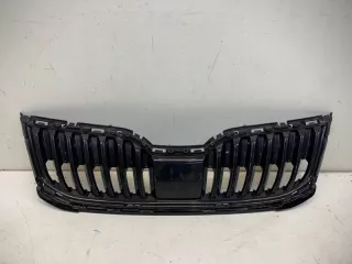 5E0853653AZD4 Решетка радиатора Skoda Octavia A7 Арт 2-361365, вид 1
