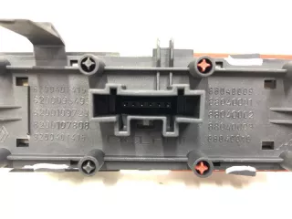 8200407416 Кнопка аварийной сигнализации Renault Megane 2 Арт 2-366660, вид 5