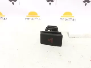 8433205050 Кнопка аварийной сигнализации Toyota Avensis 2 Арт 2-376016, вид 1