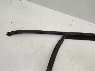 7P0837431H5AP Уплотнитель стекла Volkswagen Touareg 2 Арт 2-384088, вид 5