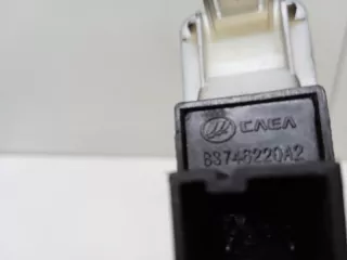 B3746220A2 Кнопка стеклоподъемника Lifan x60 Арт 2-395550, вид 3