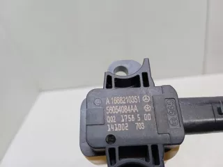 A1668210351 Датчик удара Mercedes A W176 Арт 2-405171, вид 3