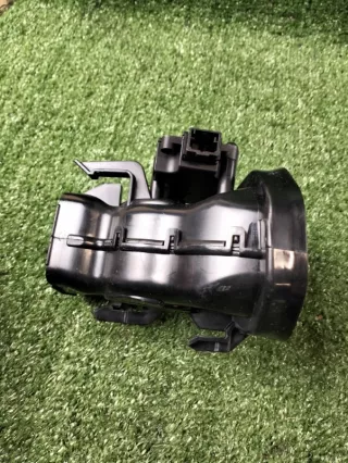 A2058300200 Дефлектор обдува салона Mercedes C W205 Арт 2-442252, вид 4