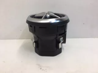 A1768300754 Дефлектор обдува салона Mercedes A W176 Арт 2-443294, вид 2