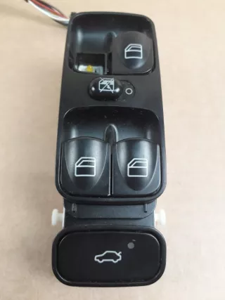 A2038210679 Блок управления стеклоподъемниками Mercedes C W203 Арт 2-443768, вид 2