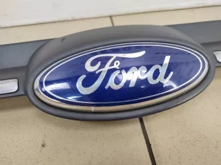 2048467 Решетка радиатора Ford Focus 3 Арт 2-445580, вид 2