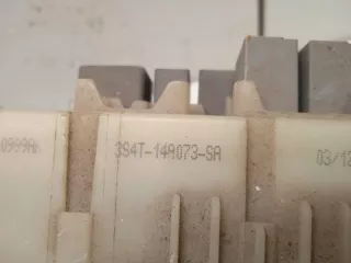 3S4T14A073SA Блок предохранителей Ford Focus 1 Арт 2-457675, вид 3