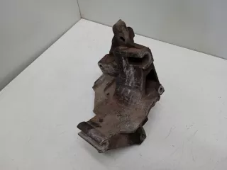 98BB10039AD Кронштейн генератора Ford Focus 1 Арт 2-466651, вид 1