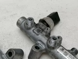 057130764AE Топливная рампа Volkswagen Touareg 2 Арт 2-482584, вид 4