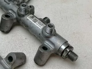 057130764AE Топливная рампа Volkswagen Touareg 2 Арт 2-482584, вид 5