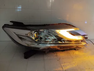 8301C794 Фара галоген Mitsubishi Pajero 4 restailing 2 Арт 2-487304, вид 1