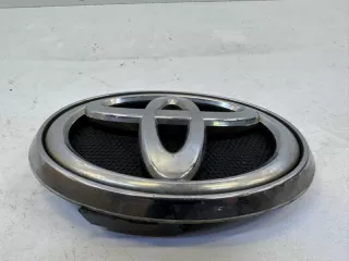 753100K010 Эмблема решетки радиатора Toyota Hilux 8 Арт 2-511763, вид 5