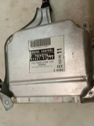 8966101112 Блок управления двигателем Pontiac Vibe 1 Арт 2-530485, вид 3