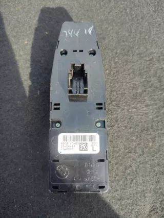 61319208109 Блок управления стеклоподъемниками BMW 4 F32/F33/GT F36 Арт 2-534611, вид 2