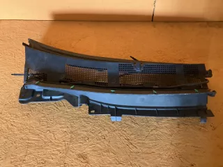 TK48-50-7R1 Решетка стеклоочистителя жабо Mazda CX-9 2 Арт 2-544758, вид 1