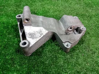 079903805J Кронштейн компрессора кондиционера Audi A6 C6 (S6,RS6) Арт 2-551755, вид 2