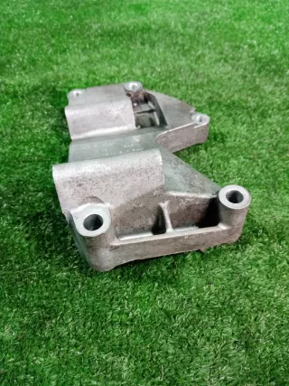 079903805J Кронштейн компрессора кондиционера Audi A6 C6 (S6,RS6) Арт 2-551755, вид 3