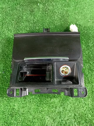 8K0857951C Прикуриватель Audi A4 B8 Арт 2-552409, вид 2